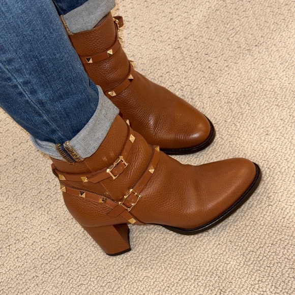 Authentic Valentino Rockstud Boots EU37 - Picture 12 of 12